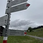 Zamangspitzhuette Myrelaxs Alpenrose