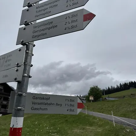 Zamangspitzhütte Myrelaxs Alpenrose