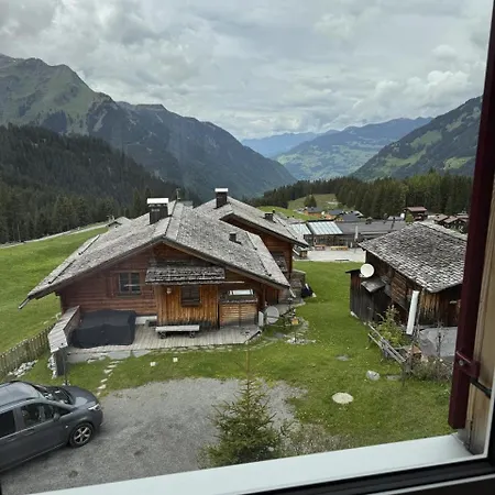 Zamangspitzhütte Myrelaxs Alpenrose Sankt Gallenkirch